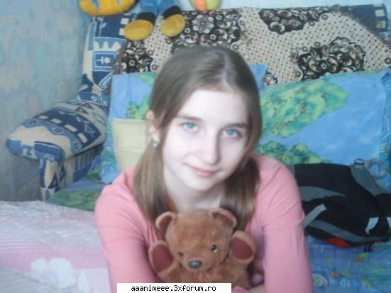 pozele userilor... - woooow! crist-ina chan, eshti ffff sweeet! pun - membri